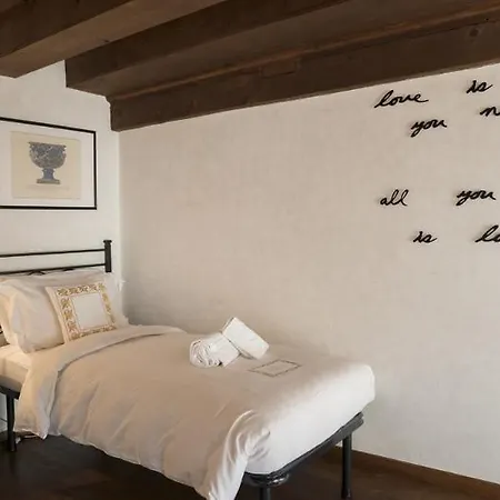 Hemeras Boutique House Servi Florens